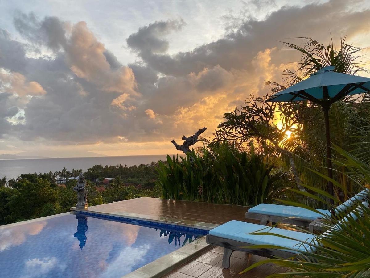 Gara Gara Sea View Hotell Batununggul Eksteriør bilde